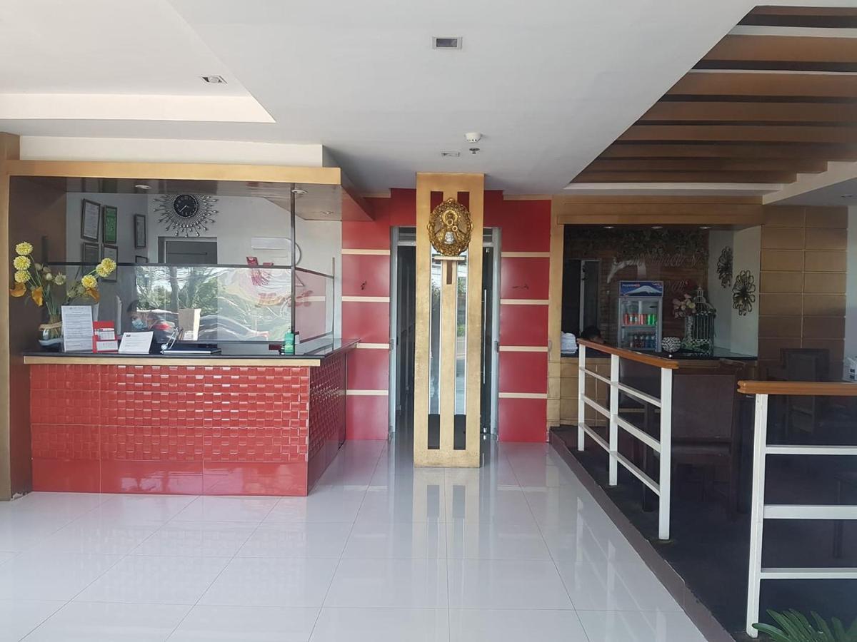 Villa Rosita Hotel Naga City By Reddoorz Buitenkant foto