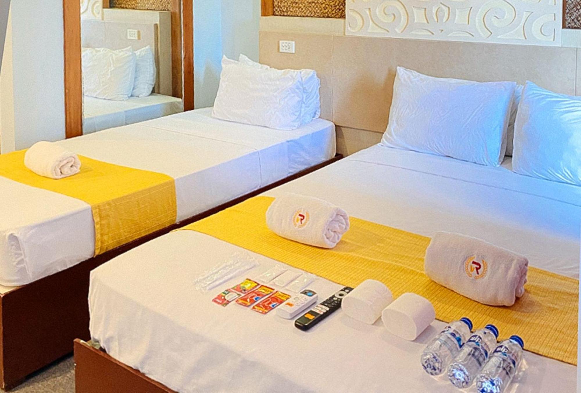 Villa Rosita Hotel Naga City By Reddoorz Buitenkant foto